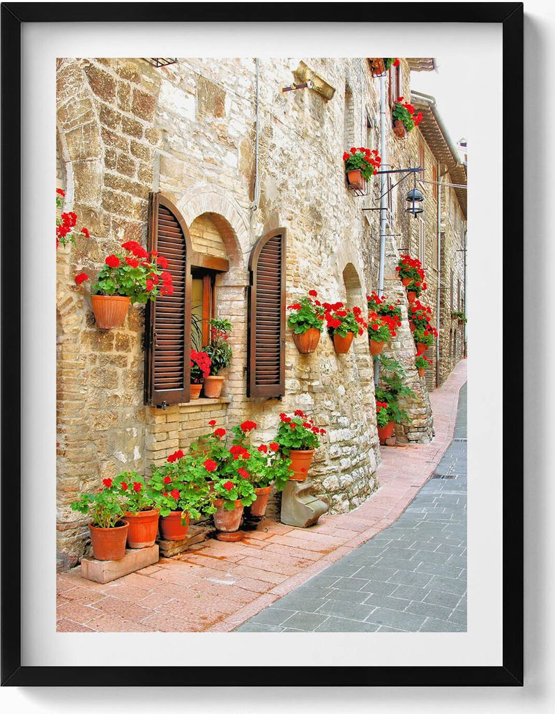 Malerische Straße mit Blumen– Wandbild mit Rahmen – Gerahmtes Bild – Wanddekoration – 60x80 cm – Schwarz Rahmen