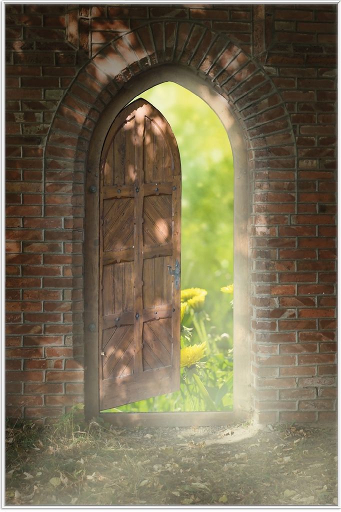 Wallario Wandbild Offene Pforte, Größe: 61 x 91,50 cm, Poster mit weißem Aluminiumrahmen