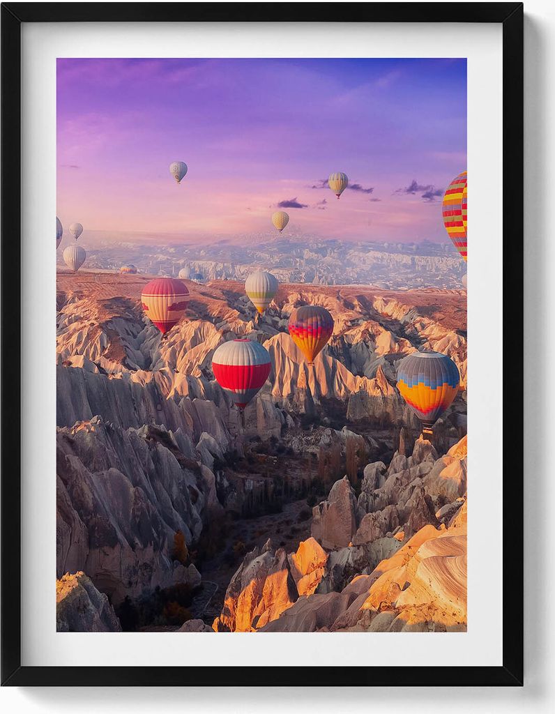 Ballons fliegen über eine Schlucht– Wandbild mit Rahmen – Gerahmtes Bild – Wanddekoration – 60x80 cm – Schwarz Rahmen