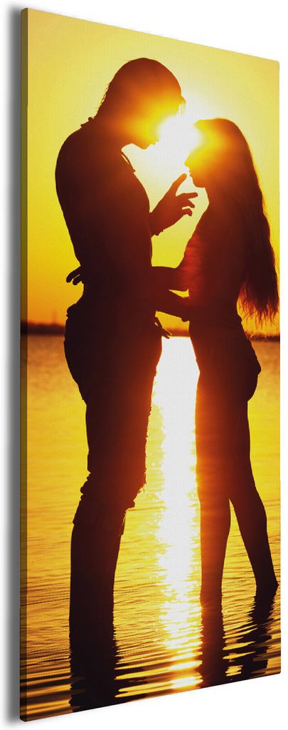 Wallario Premium Leinwandbild Liebespaar im Sonnenschein in Größe 30 x 75 cm