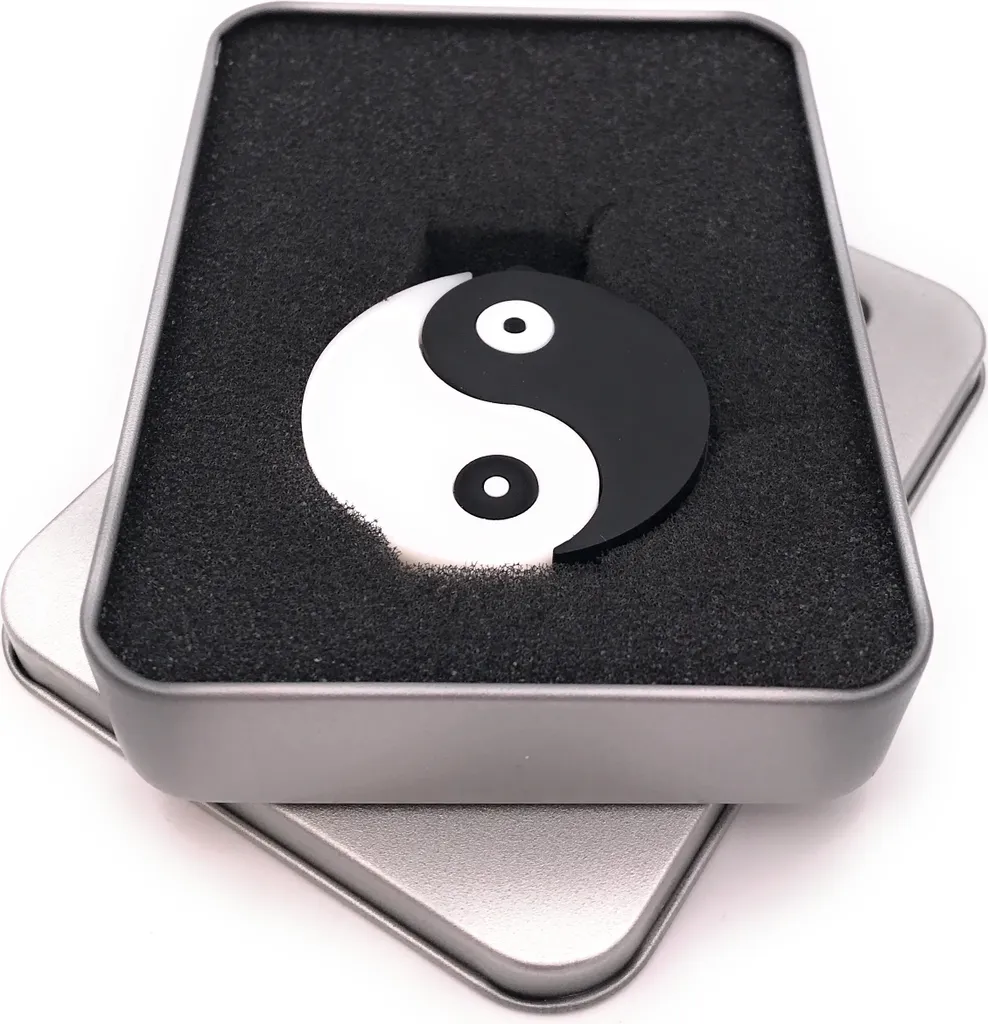 Idea Regalo USB Onwomania Yin Yang 32GB - Box Alluminio Elegante
