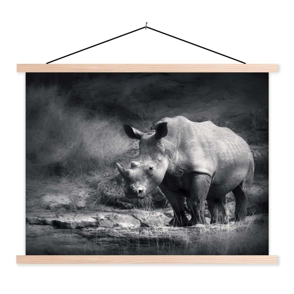 MuchoWow Textilposter Rhinozeros - Natur - Gras - Schwarz - Weiß 40x30 cm mit holzfarbenen Rahmen - Bilder