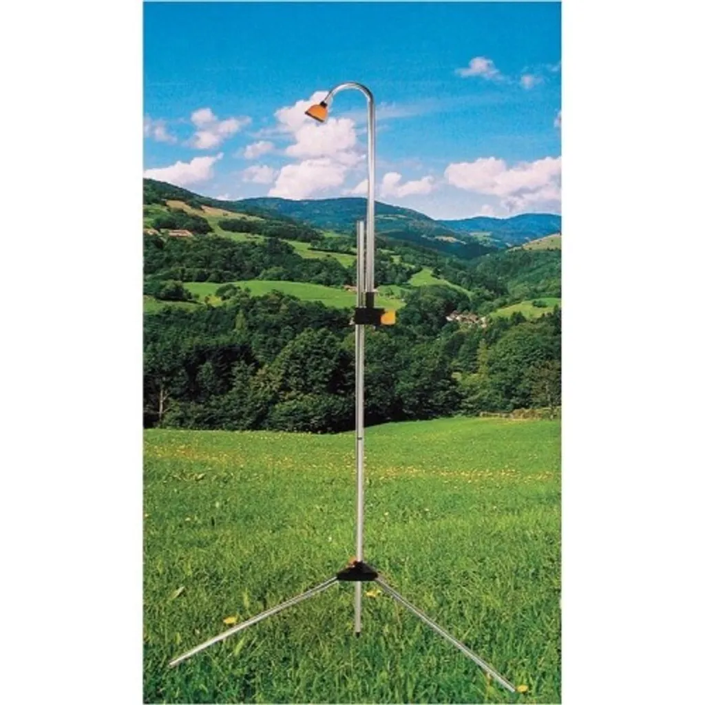 Douche de jardin stable contre la chaleur solution fraîcheur mobile