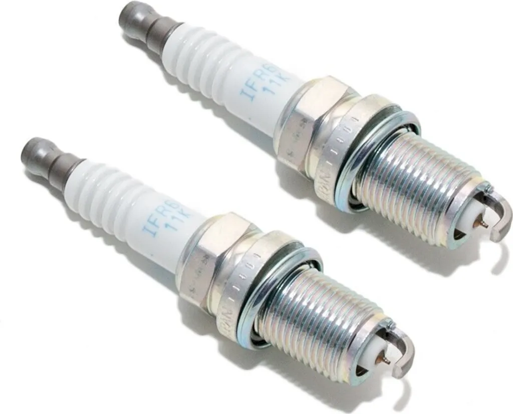 Jeu de 2 bougies d'allumage NGK IFR6G-11K Iridium Racing pour moteur 1314