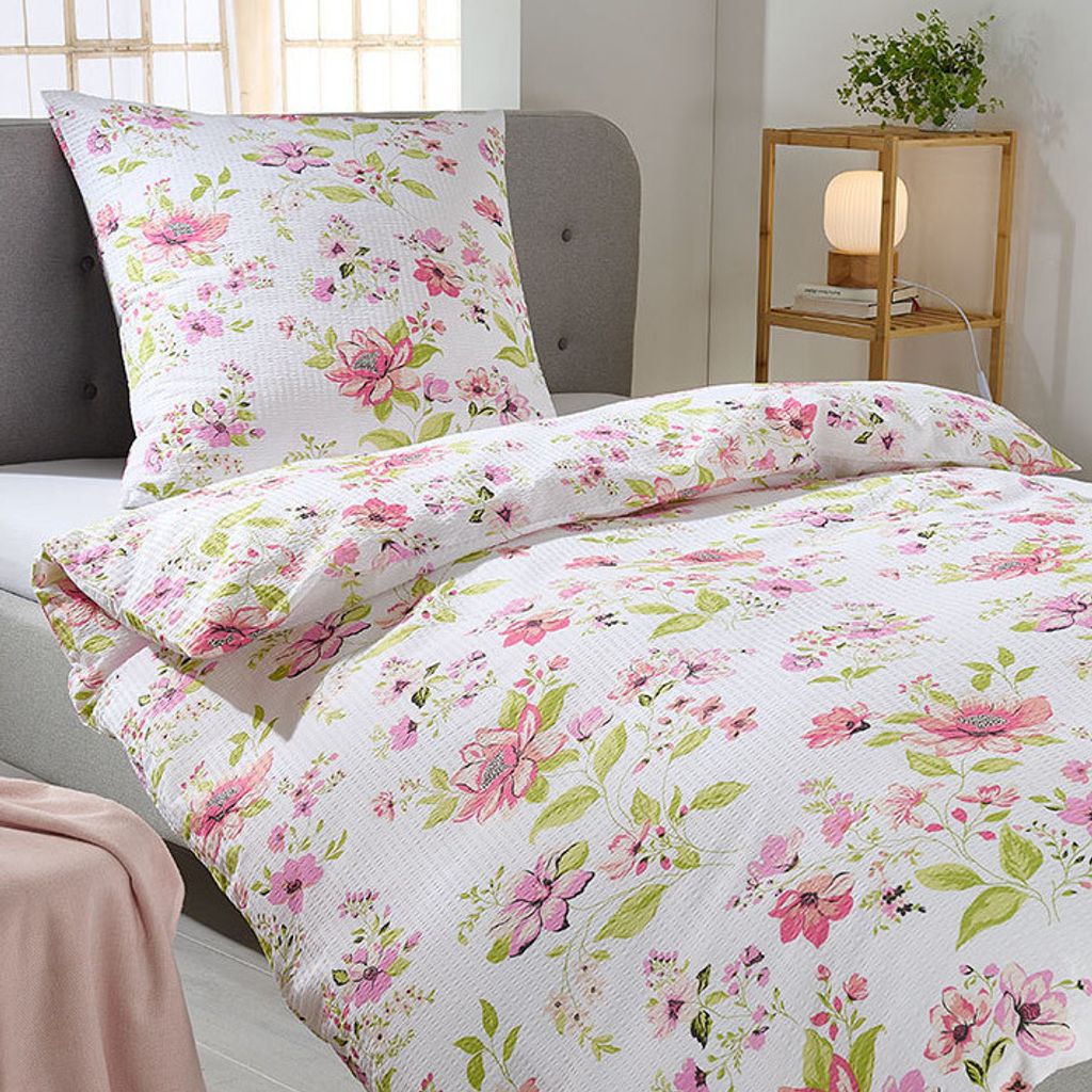 Traumschlaf Seersucker Bettwäsche Fleur weiss 240x220 cm + 2x 80x80 cm