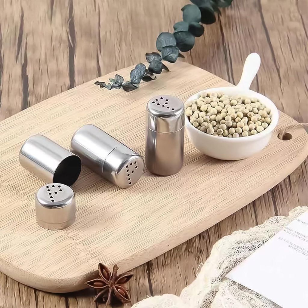 8 Stück Mini-Zsaltstreuer - Edelstahl - kleine Gewürzstreuer mit Löchern - 5 ml - tragbares Pfefferglas für unterwegs - Brotdose - Silber - Sal...