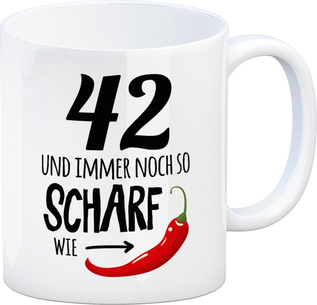 42 und immer noch so scharf wie Chili Tasse Kaffeetasse Produktbild 