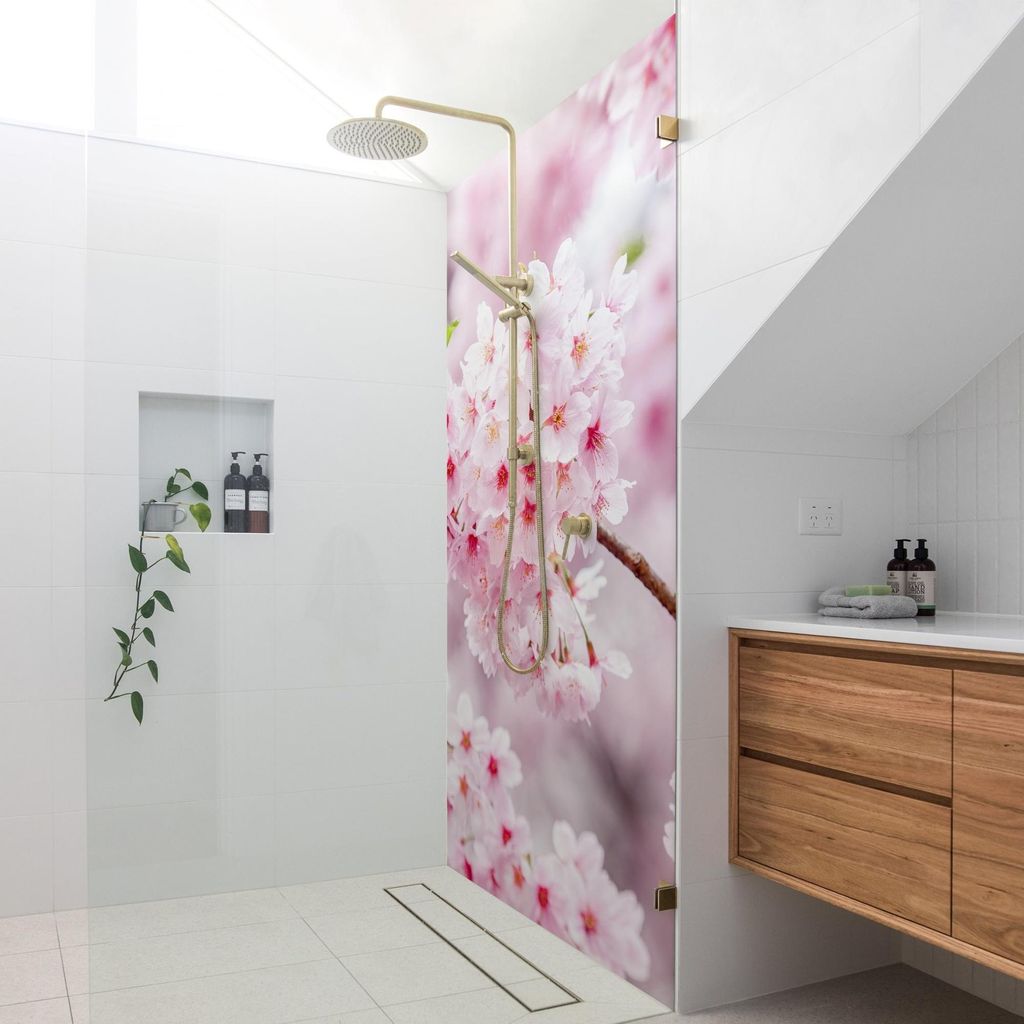 Duschrückwand Blumen selbstklebend - 0.61 mm Wandpaneel wasserfest Kirschblüte rosa Motiv Badrückwand fugenlos Premium matt 110x200 cm