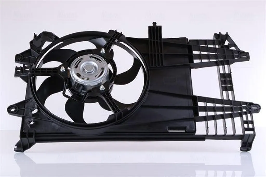 Ventilateur de radiateur pour réparer la surchauffe sur Punto et Ypsilon