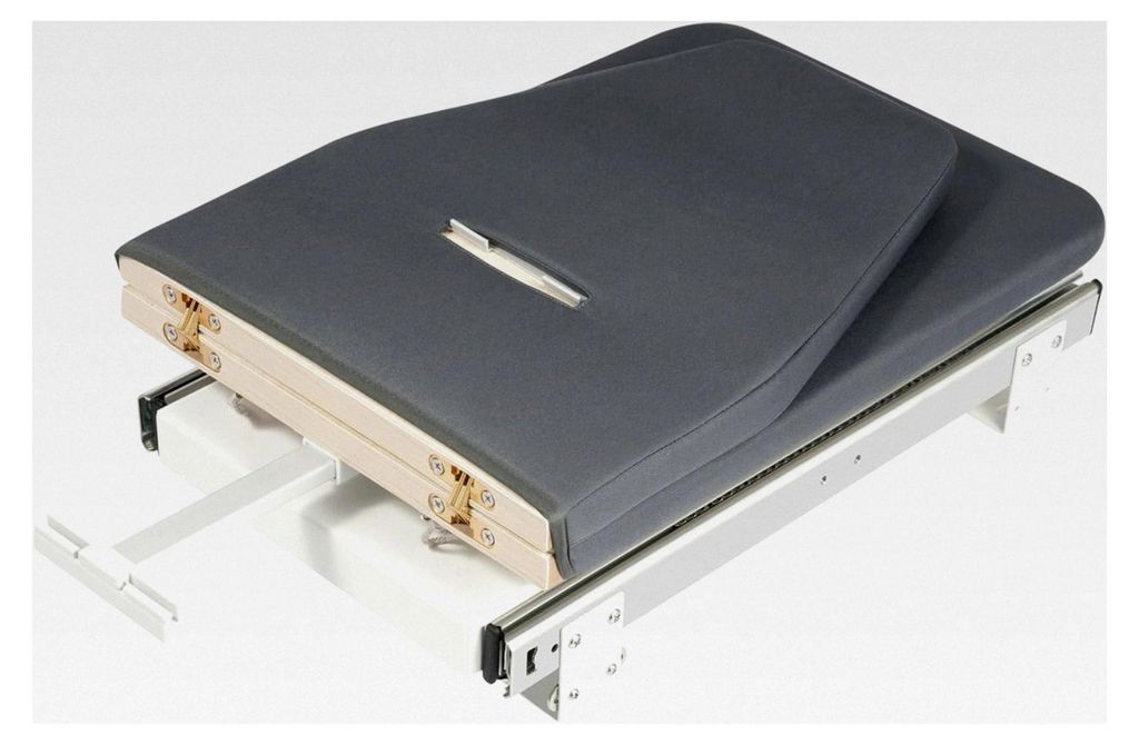 Bügelbrett mit modernem Design, klappbar und ausziehbar, 180° drehbar, platzsparend für die Aufbewahrung im Schrank, mit abnehmbarer Abdeckung u...