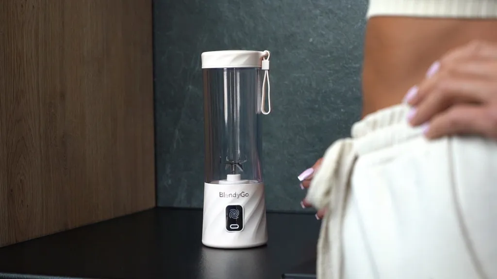 Blendygo 3 Blender Puissant 550ml Beige - Autonomie 20 Mixages USB-C - 4