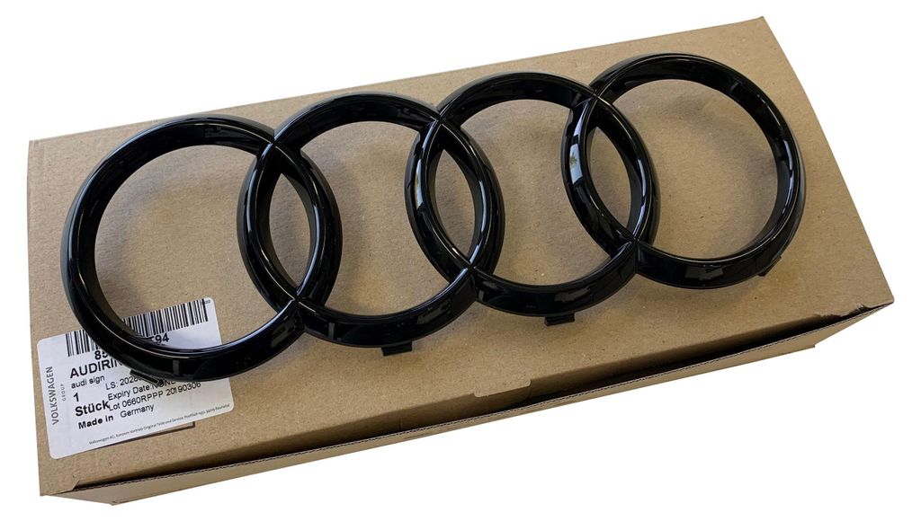 Original Audi Ringe Schwarz Kühlergrill für Audi Q2 GA TT TTS TTRS 8V 8S R8 – Produktansicht