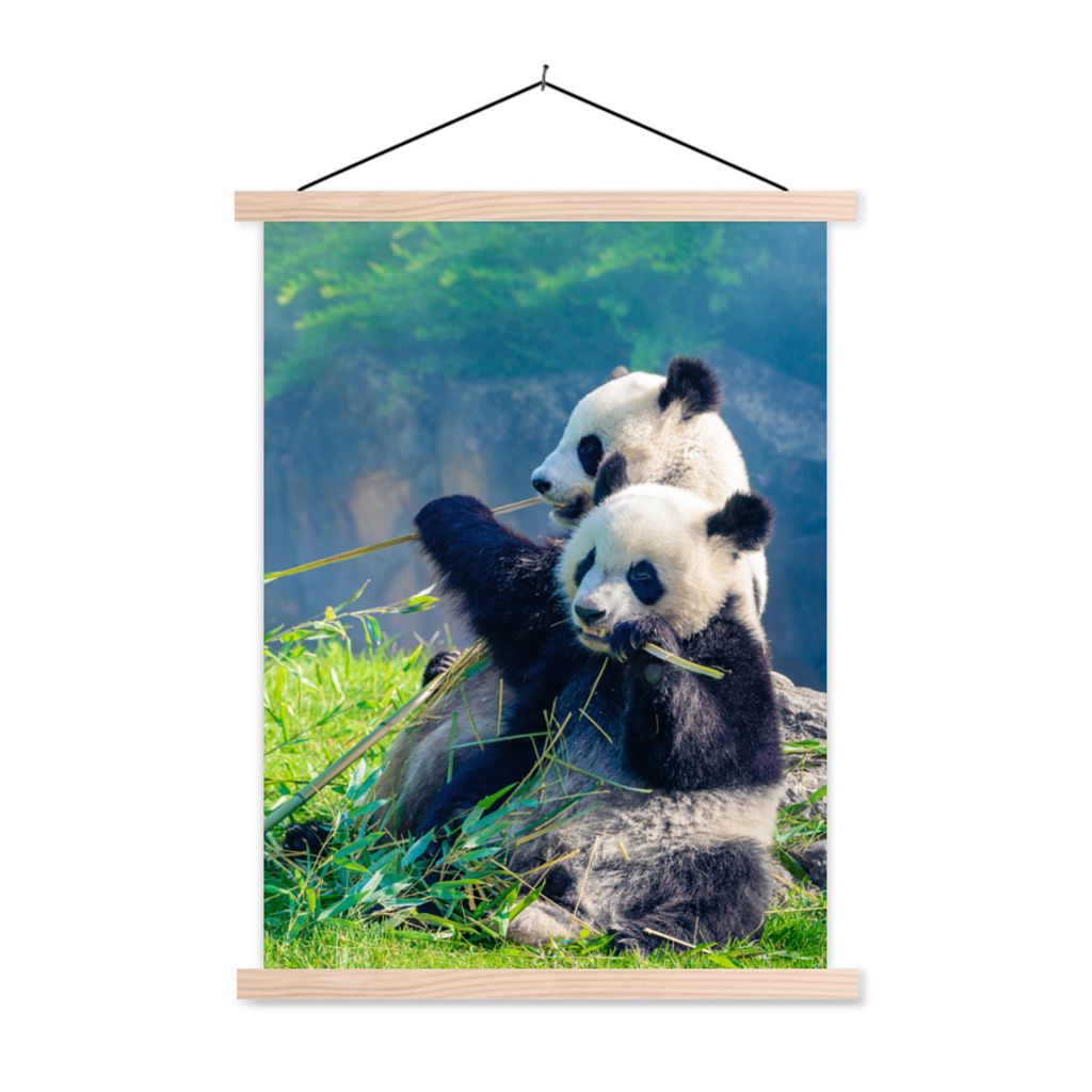 MuchoWow Textilposter Panda - Bambus - Gras - Tiere 60x80 cm mit holzfarbenen Rahmen - Wandbild
