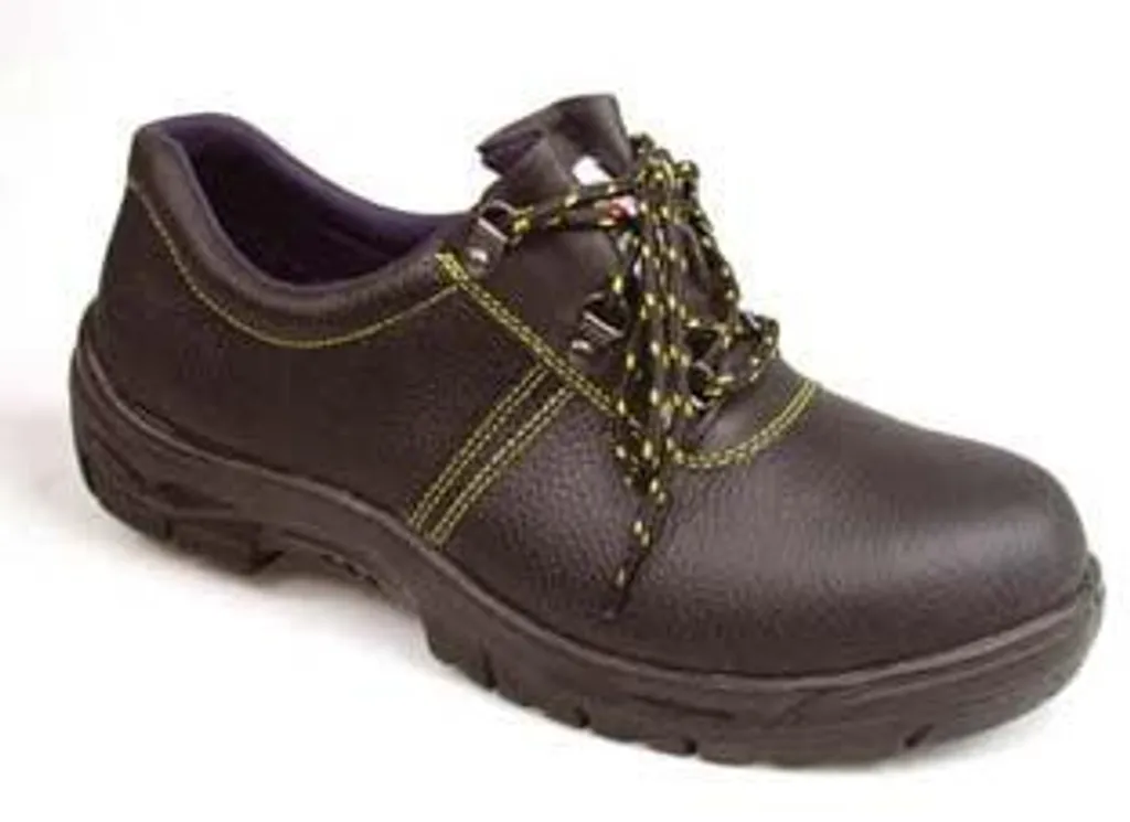 Chaussure de sécurité cuir S1P légère taille 39 avec coque renforcée