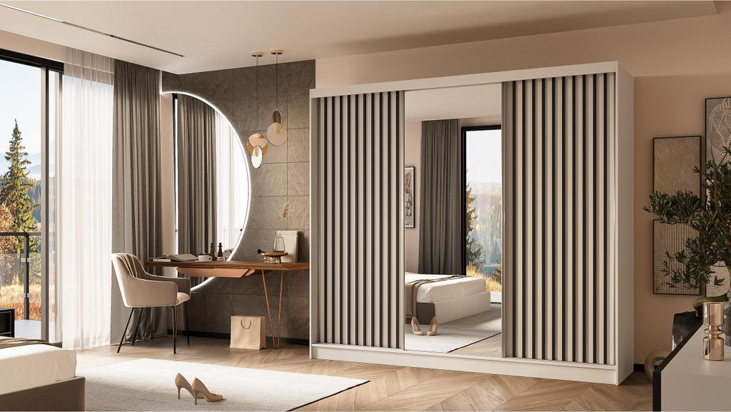 Kleiderschrank mit Lamellen und Spiegel LARA 240 cm Weißer Schiebekleiderschrank mit schwarzen Lamellen an der Front Glatter dreitüriger Kleiders...