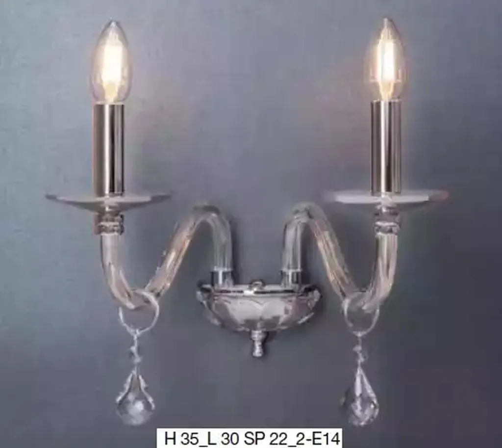 Lampe murale suspendue finition patinée et éclairage mural ancien Classique
