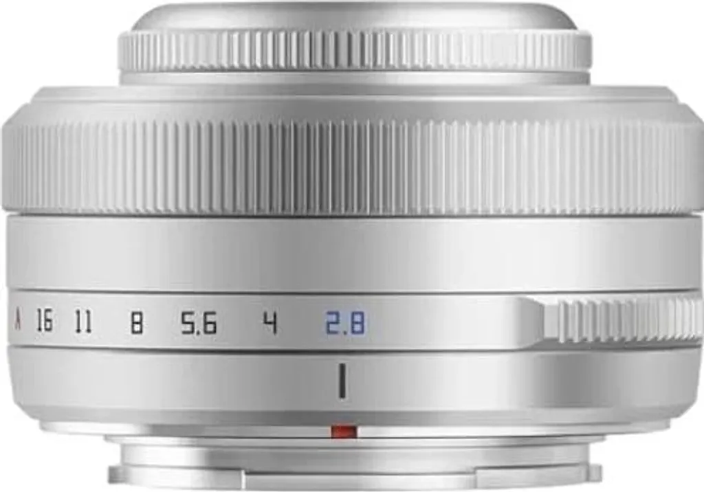 Objectif autofocus Fuji argent au design compact et finition premium