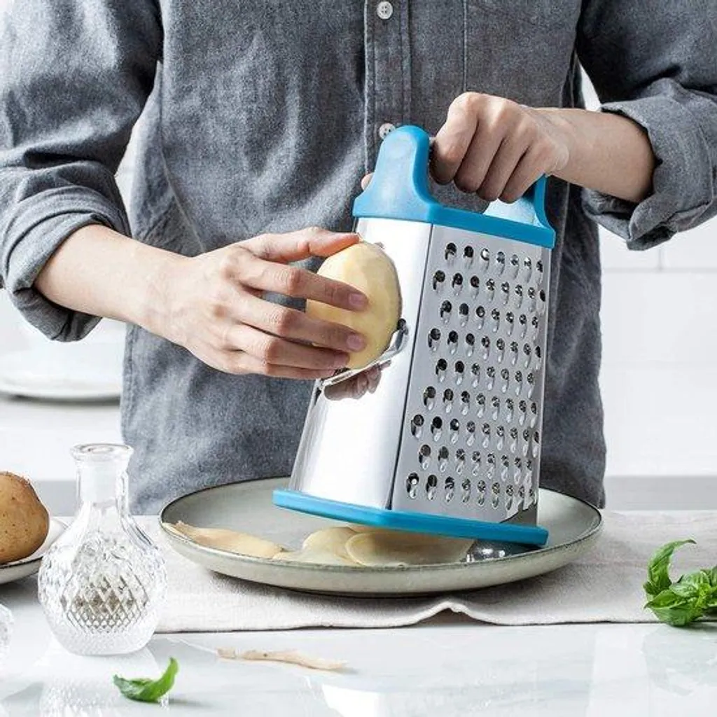 Râpe de cuisine multifonction 4 faces inox lavable au lave-vaisselle