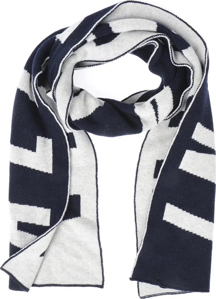 Foulard chic pour homme : finissez votre look avec le modèle bleu blanc