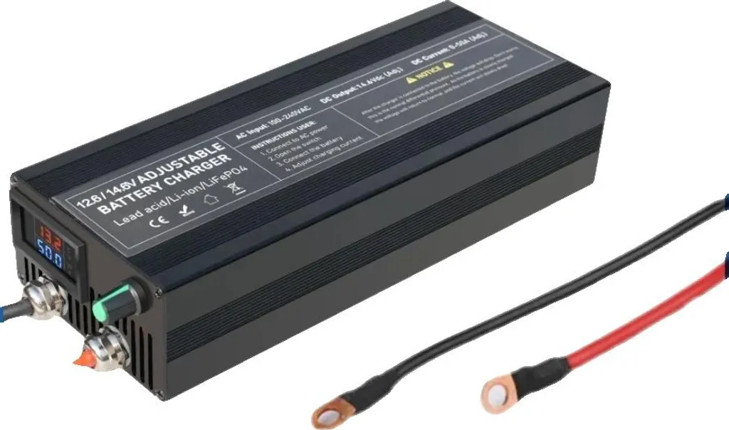 Chargeur LiFePO4 50A pour camping-car et bateau, 14,6V 50A prise UE
