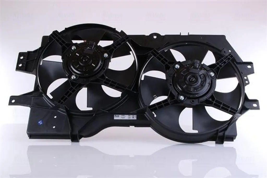 Ventilateur de radiateur NISSENS 85288 OE 24682593 pour Voyager
