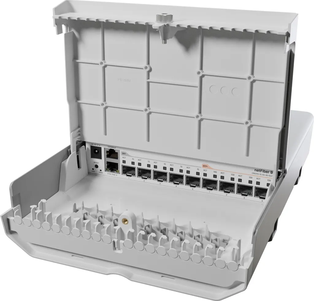 Mikrotik netFiber 9 CRS310-1G-5S-4S+OUT Switch PoE 10Gbps Haute Vitesse