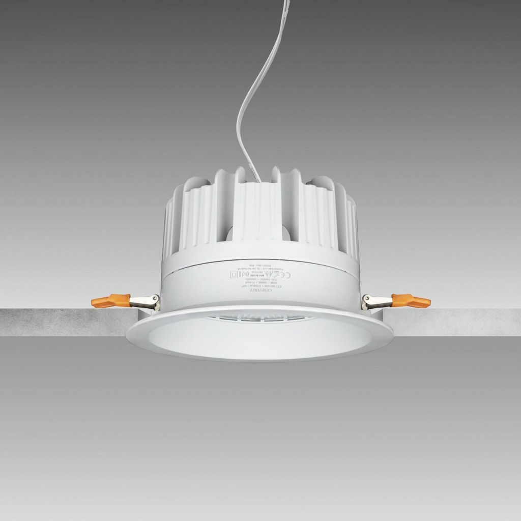 CENTURY LED-Spot FUTURA SHOP 95 Einbauleuchte 230 mm 60 W 3000 K Ra95 60d IP20