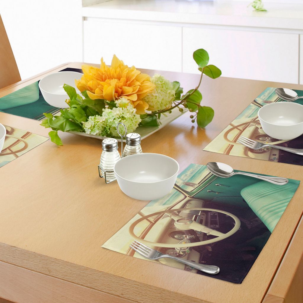 ABAKUHAUS Küsten Platzmatten, Innenraum eines Oldtimer geparkt Küste und den bewölkten Himmel Digital Print, Tiscjdeco aus Farbfesten Stoff für...