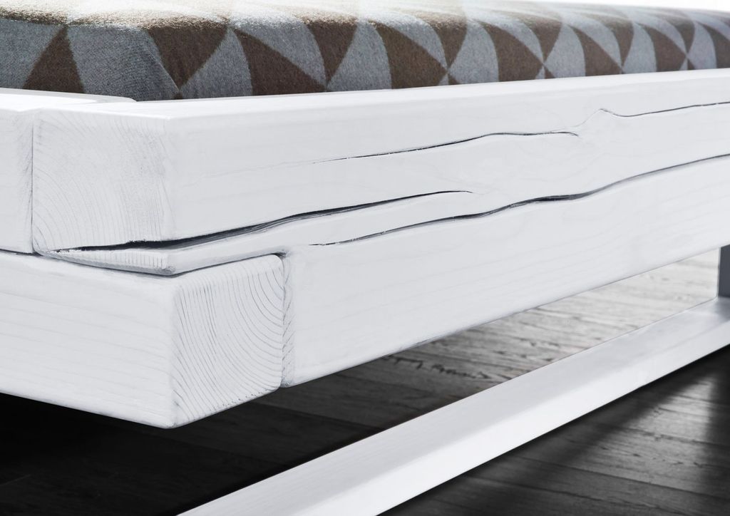 MASSIVMOEBEL24 Balkenbett Fichte 140x200x87 weiß lackiert VANCOUVER #709