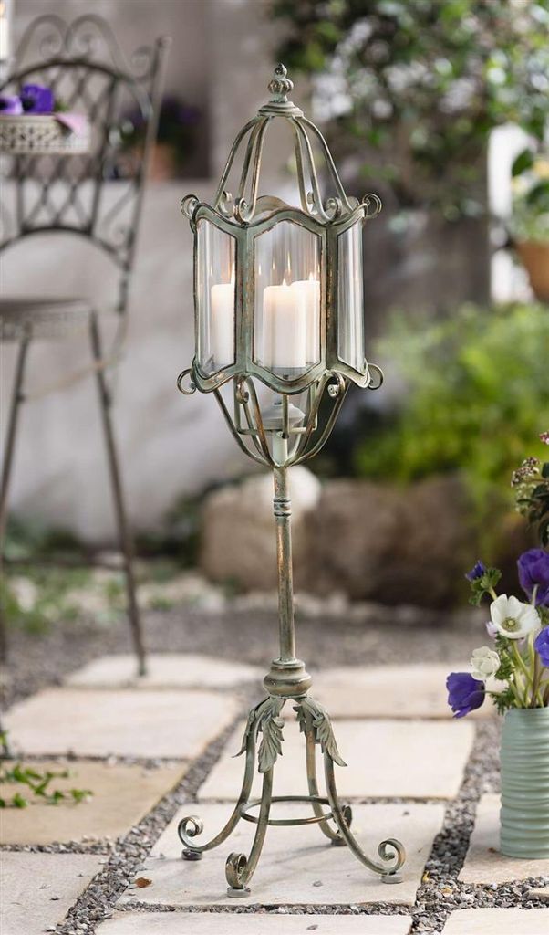 Standlaterne "Shabby Grey" aus Metall, 112 cm hoch, Gartenlaterne, Kerzenhalter für 3 Kerzen, Laterne