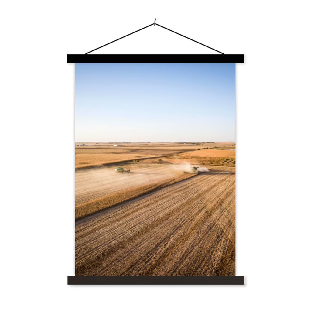 MuchoWow Textilposter Feld - Bauernhof - Traktor - Landwirt - Landleben 40x53 cm mit schwarzem Rahmen - Abbildung