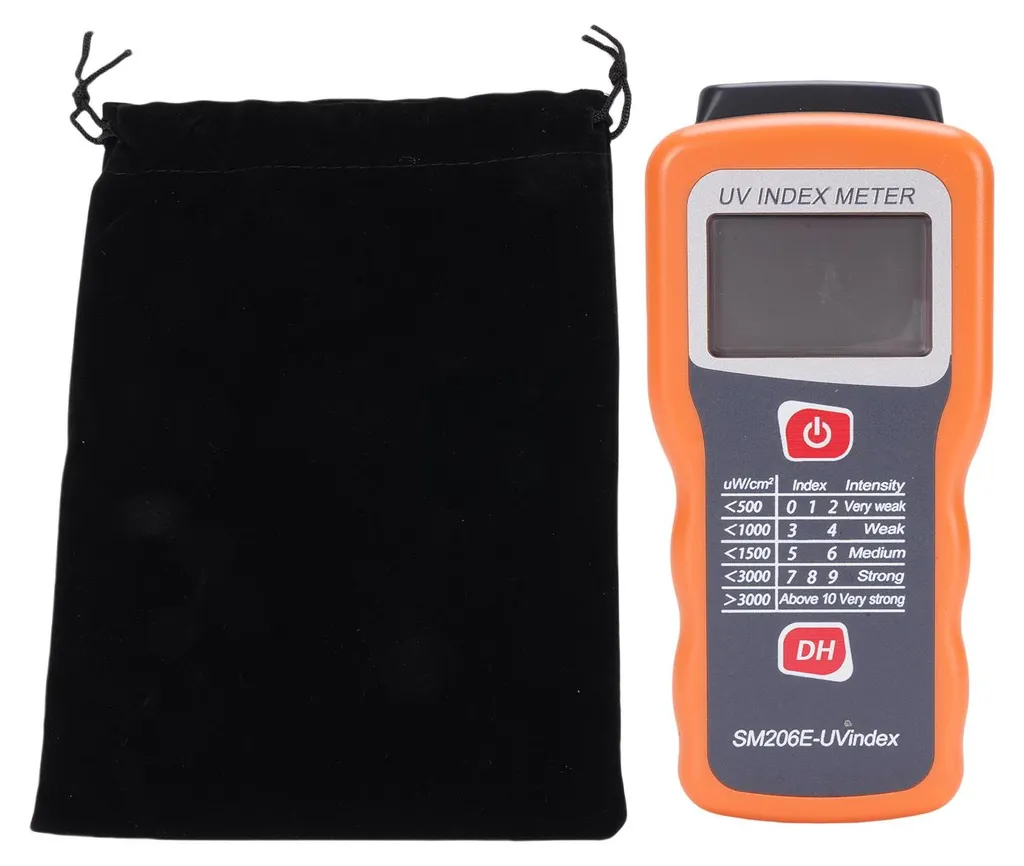 Mesureur de rayonnement solaire avec affichage LCD et maintien de donnée