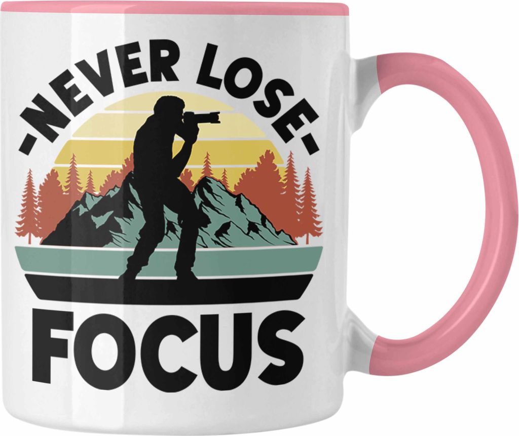 Trendation - Fotograf Tasse Zubehör Lustig Fotografie Geschenk Fotografieren Kaffeetasse Geschenkideen Grafik Insider Focus (Rosa)