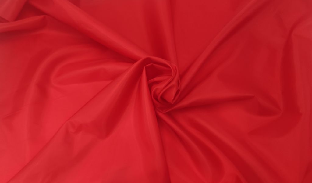 Futterstoff Meterware (Rot) 150 cm breit. Dekoration, Bekleidung, Fahnen, Hochzeit, Vorhang