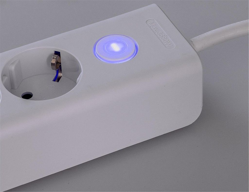 Steckdosenleiste mit Ladebuchsen für USB, 3-fach, weiß, Produktbild 