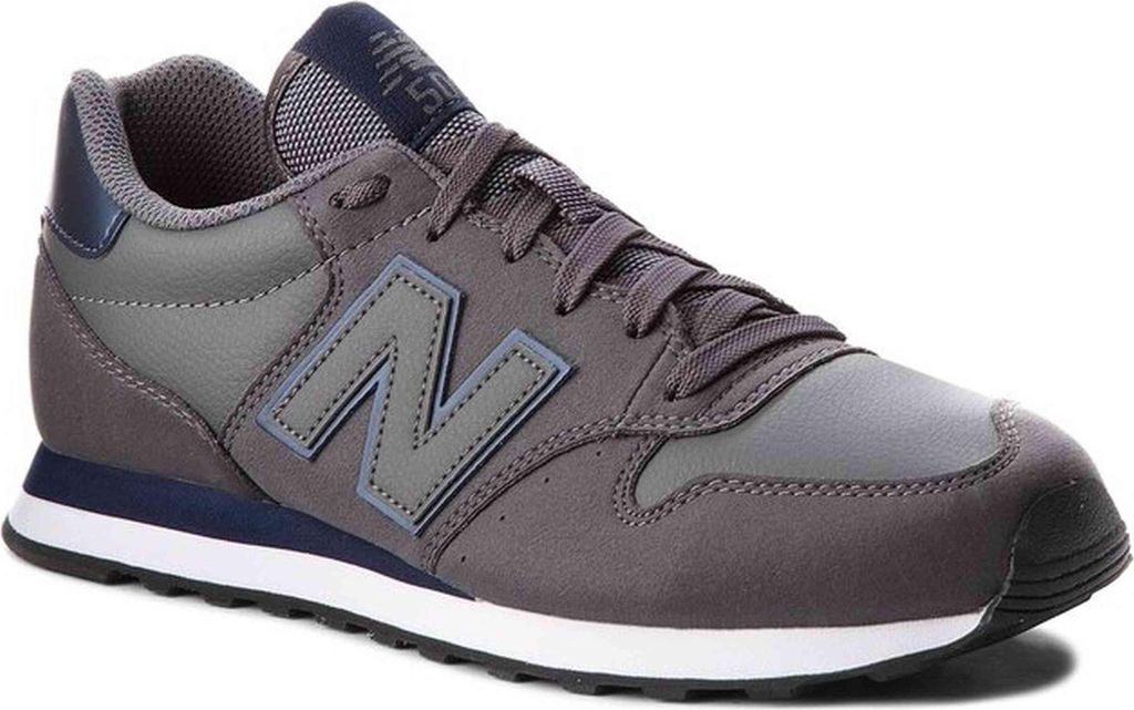 New Balance Sneakers GM500DGN in DGN color size 44 Produktbild 