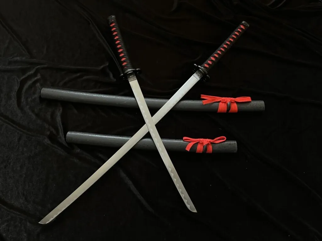 Réplique Katana et Wakizashi Réaliste Aiguisé avec Support pour Collection