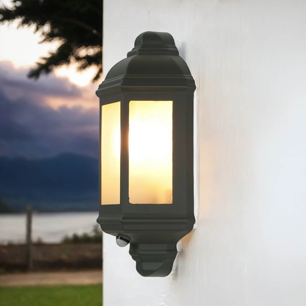 Außenlampe mit Bewegungsmelder Rustikal Maritim IP44 Aluminium Glas LIVORNO Outdoor Wandleuchte Garten Terrasse