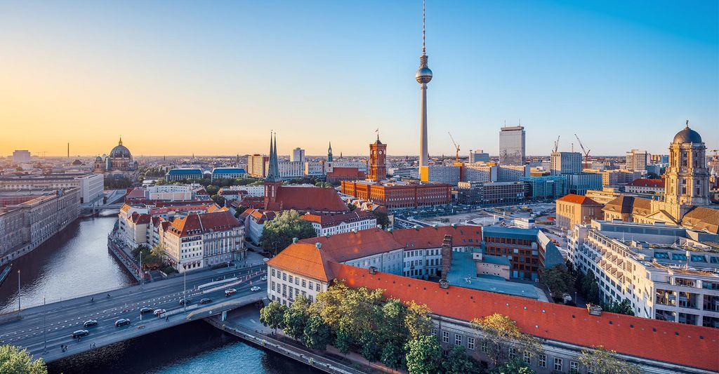 mydays Frühstück & Olympiastadion Berlin für 2; Erlebnis verschenken oder selbst erleben; Gutschein für 2 Person(en)