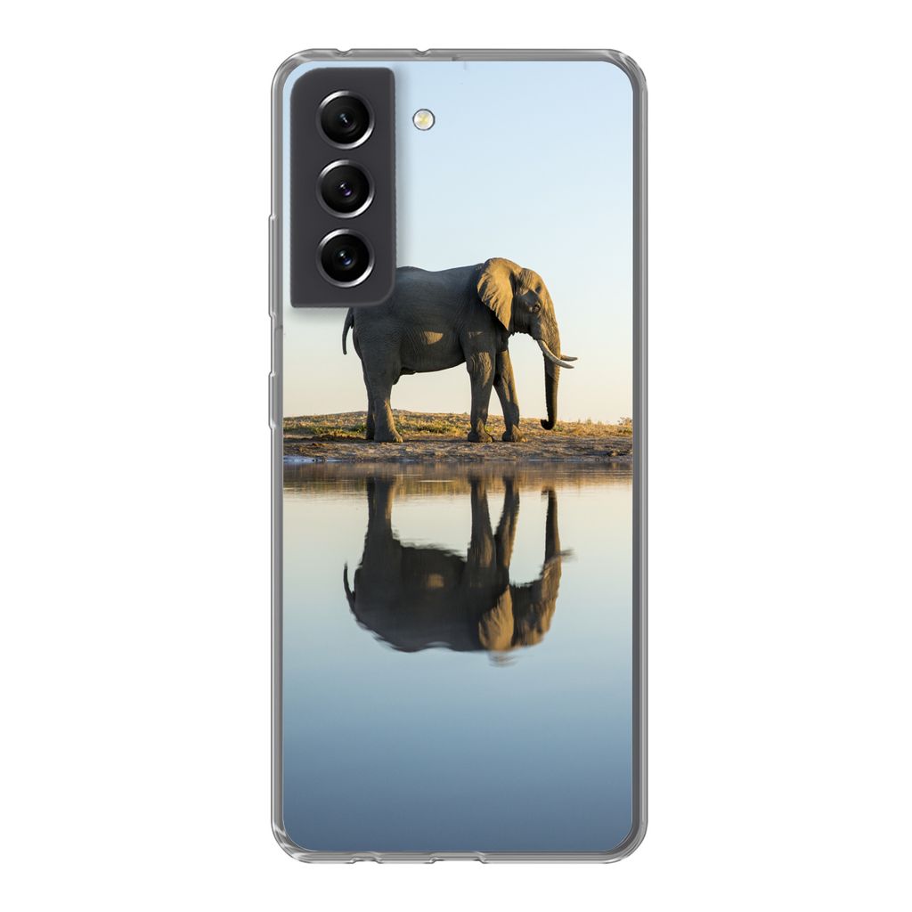 MuchoWow Handyhülle Schutzhülle Hülle für Samsung Galaxy S21 FE Elefant - Wasser - Bäume - Tiere - Natur Silikon Softcase Handy Hülle - Mob...