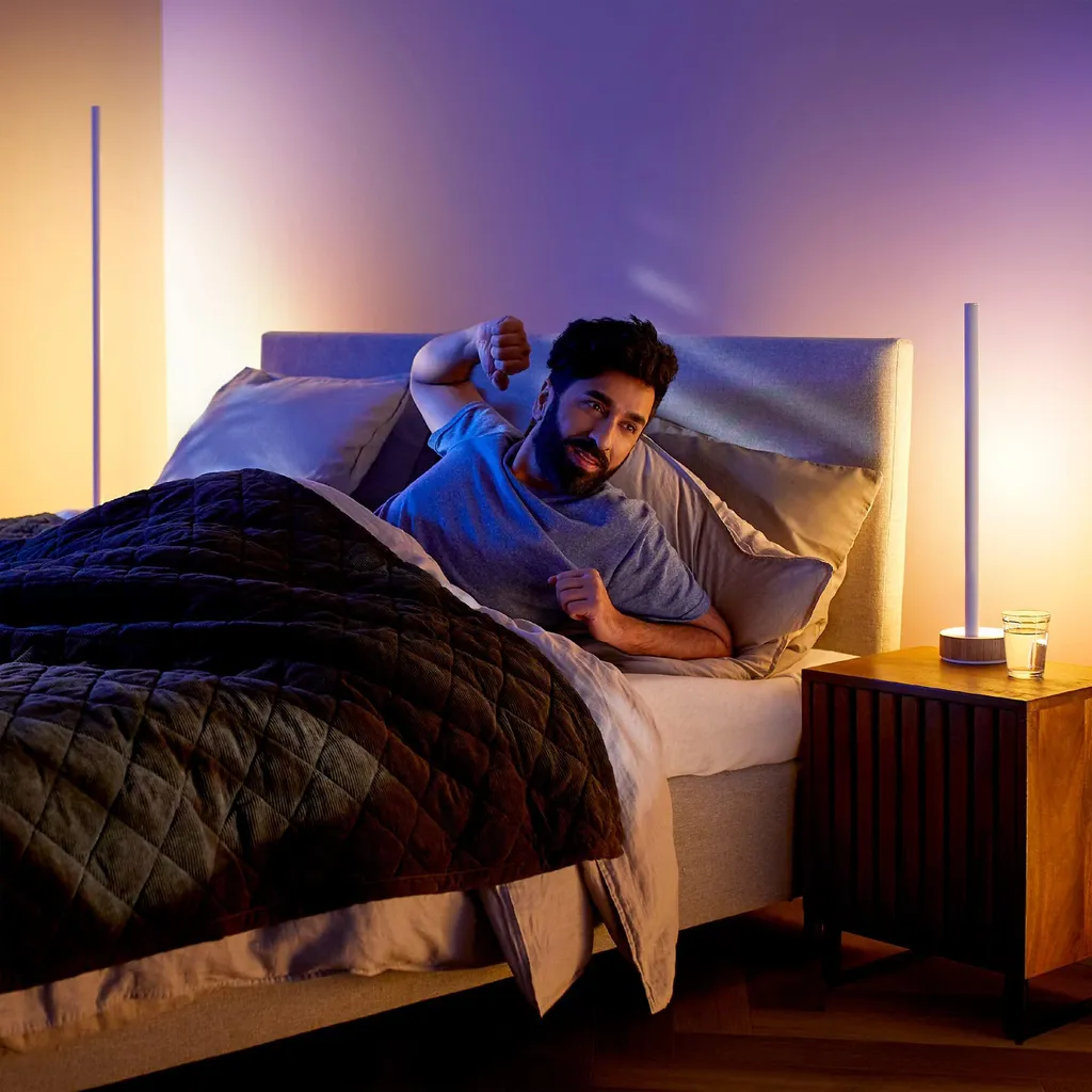 Philips Hue Gradient Signe Oak Lampe de table 730lm éclairage indirect - 7