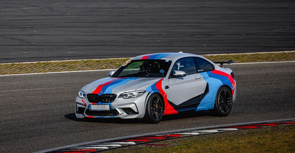 mydays Renntaxi BMW M2 Competition Nürburgring GP; Erlebnis verschenken oder selbst erleben; Gutschein für 1 Person(en)