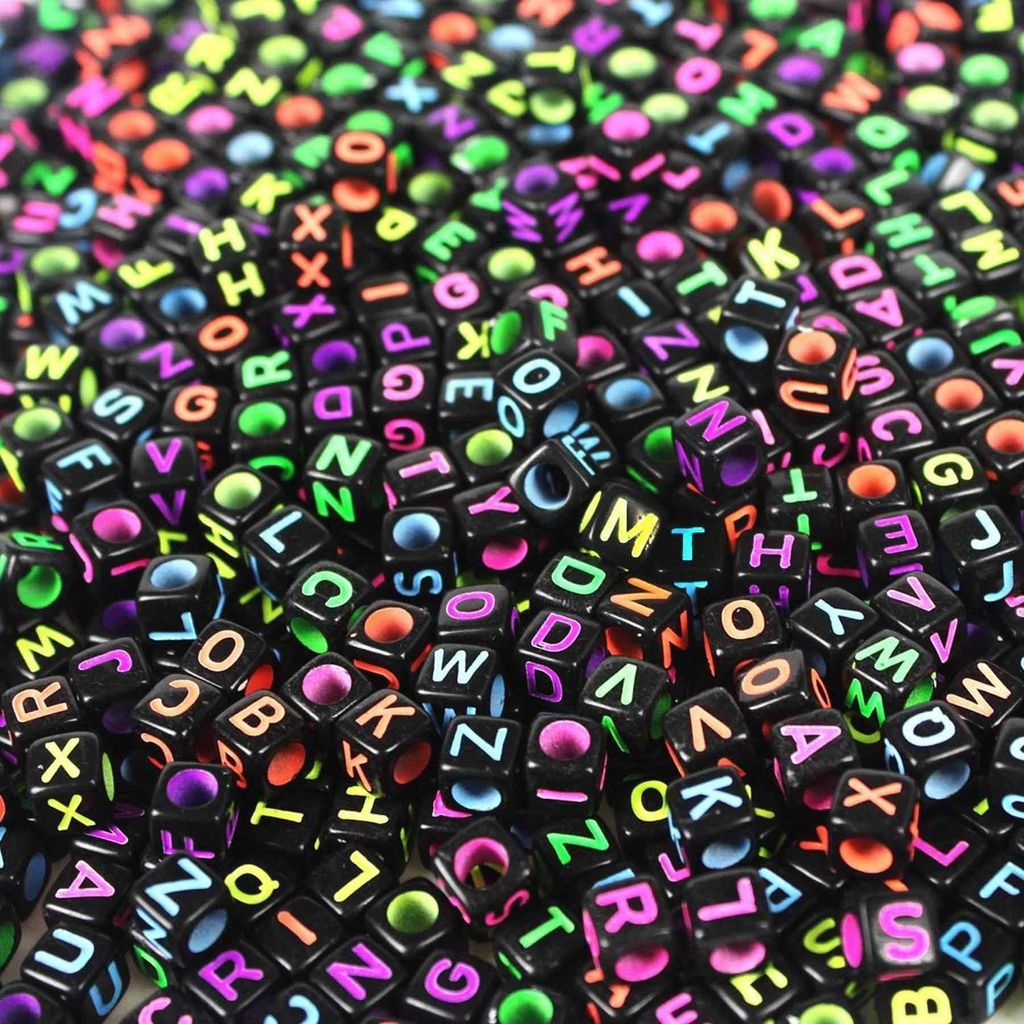 Perline di lettere, 500 pezzi, 6x6 mm, nere con lettere Immagine del prodotto 