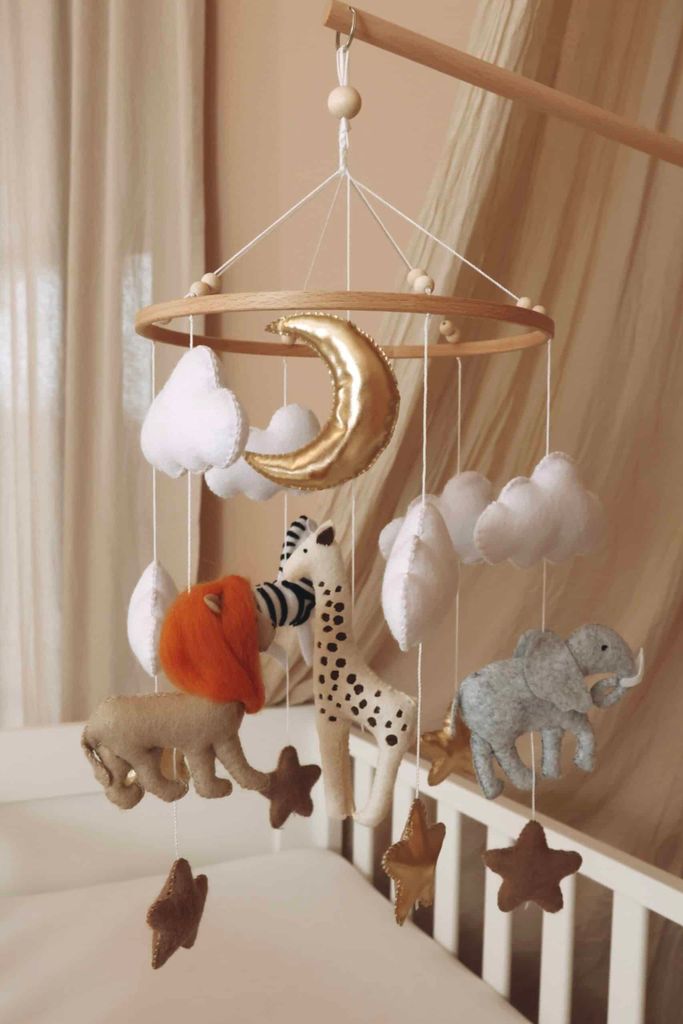 Handgefertigtes baby Mobile Safari