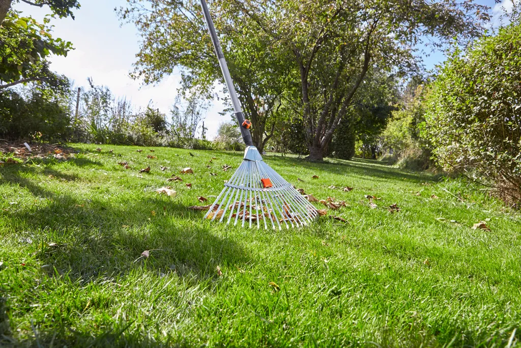 Brosse de jardin large 30-50 cm Combisystem GARDENA haute qualité