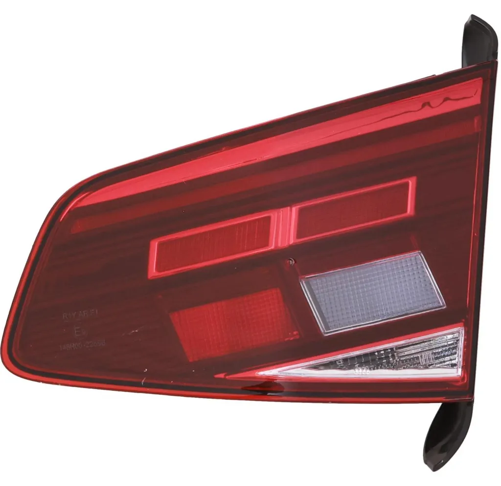 Remplacer feu arrière droit VW Passat B8 2020-2023 - Pièce 2249292