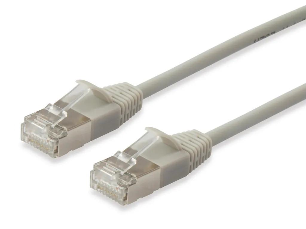 Cavo Network Ultra-Slim Equip 606172 Cat6A - 15cm di Pura Potenza 10G