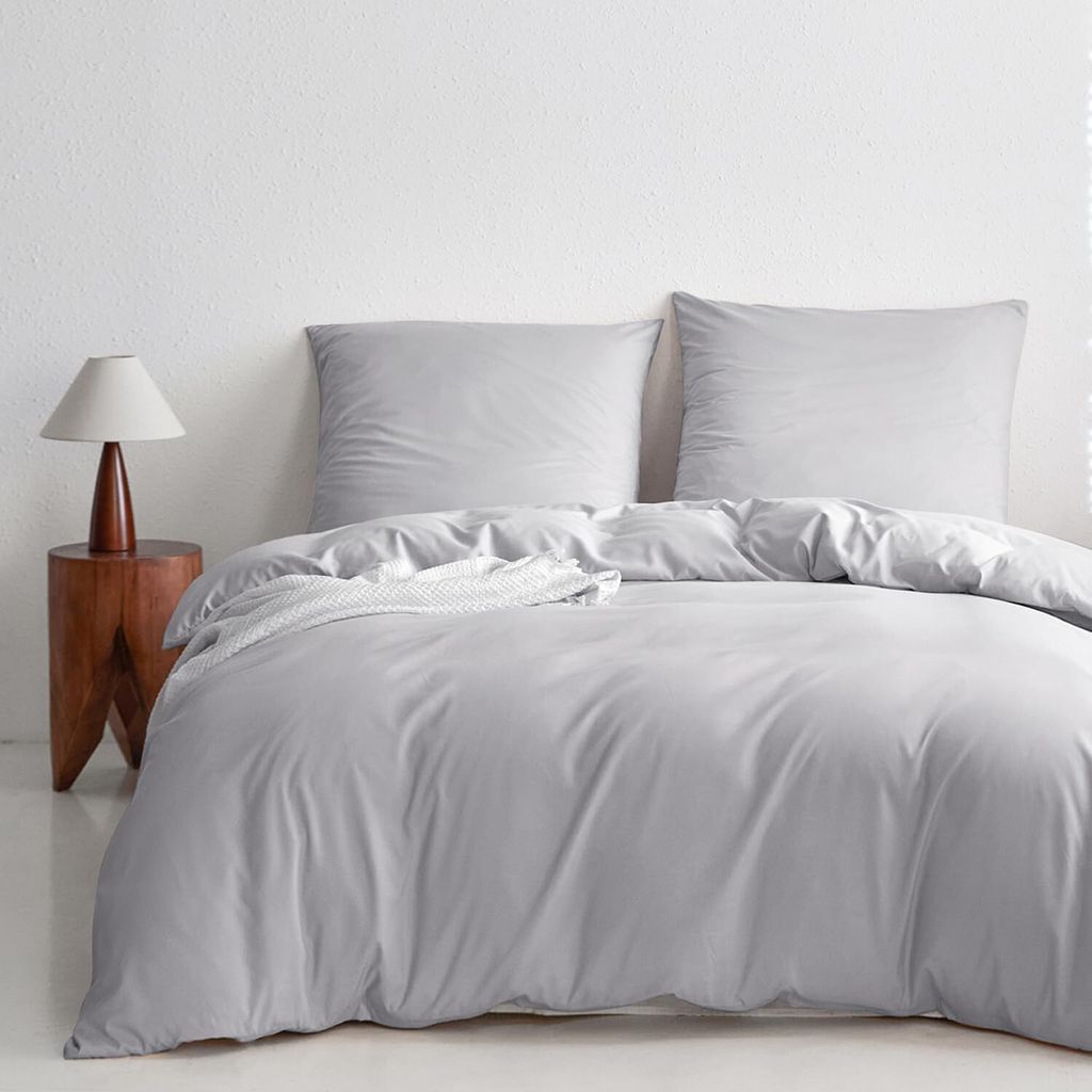 Bettwäscheset 200x200 cm 2 Kissen 80x80 cm aus Mikrofaser Hellgrau