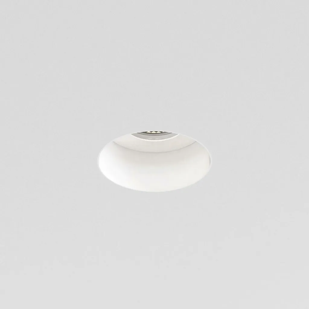 Spot Astro Trimless Round Fixed IP65 : finissez-en avec les bordures