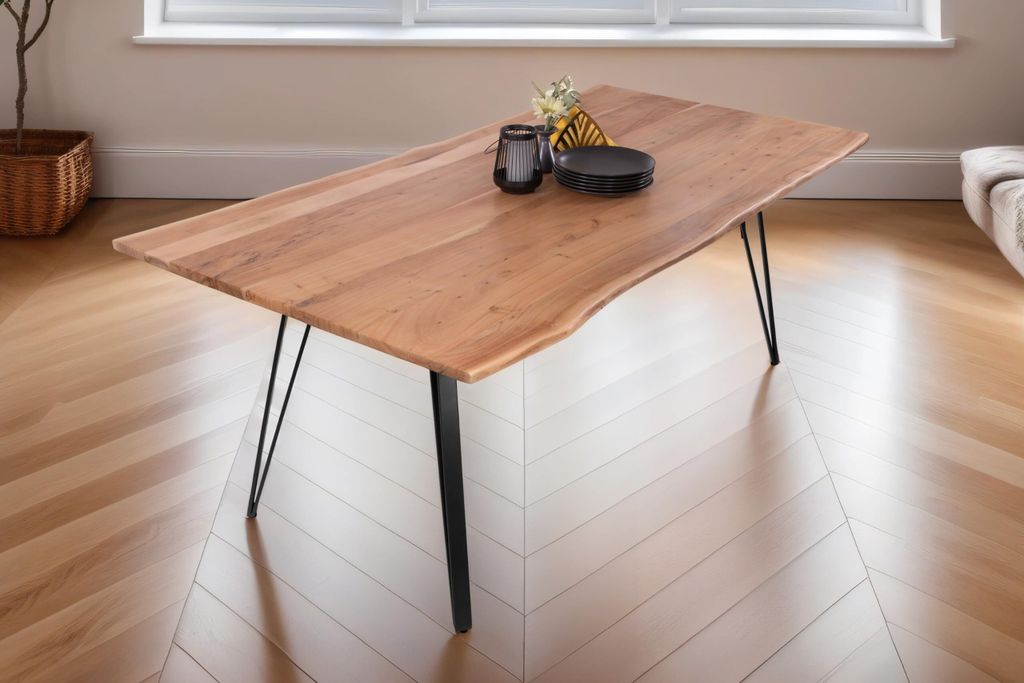 Baumkantentisch 240x100 cm Celia, Akazienholz naturfarben + massiv, echte Baumkante, Esstisch aus Massivholz, Esszimmertisch mit Metallgestell Schwarz